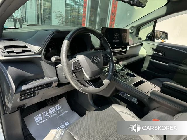 Toyota Grevia 2023 Белый из Китая, фото 3