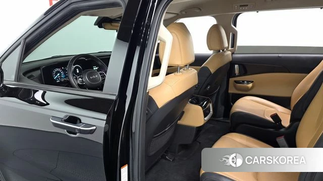 Kia Carnival 4th generation 2023 Черный из Кореи, фото 3