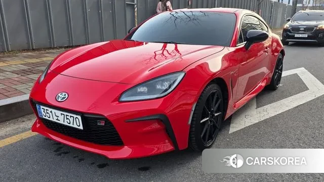 Toyota GR86 2024 Красный из Кореи, фото 3