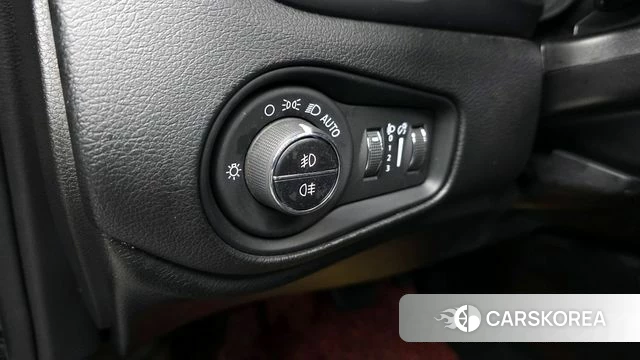 Jeep Renegade 2019 Черный из Кореи, фото 3