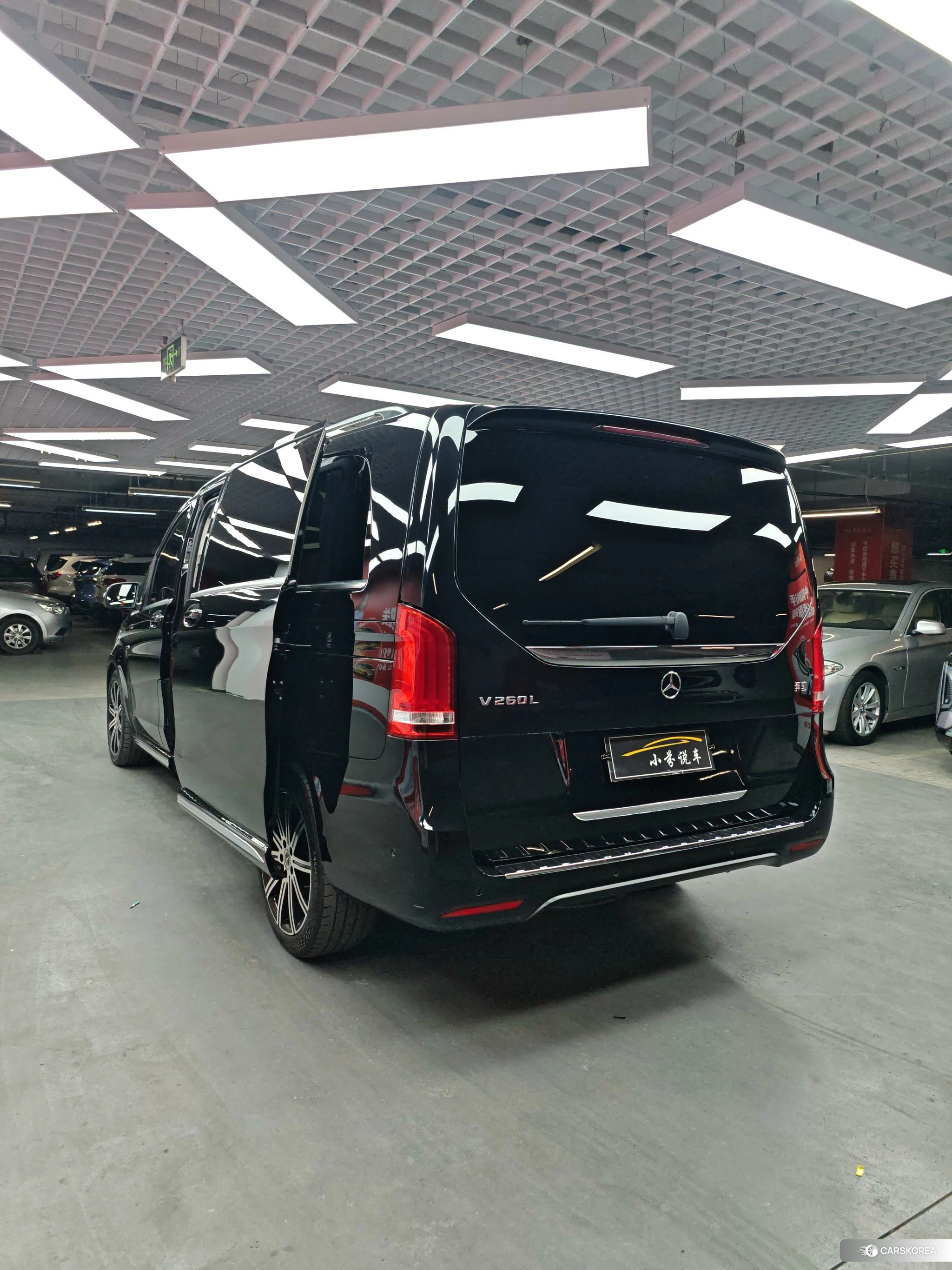 Mercedes-Benz V-class 2022 Черный из Китая, фото 3