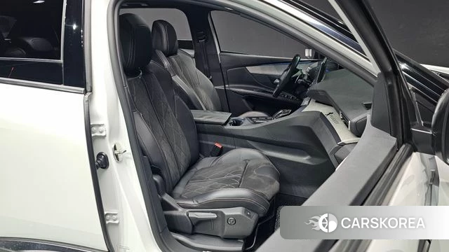 Peugeot 3008 second generation 2018 Белый из Кореи, фото 3