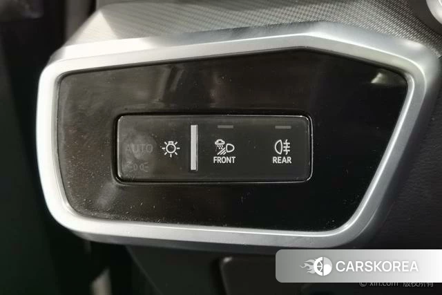 Audi A6L 2023 Черный из Китая, фото 3