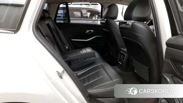 BMW 3 Series (G20) 2021 Белый из Кореи, фото 3