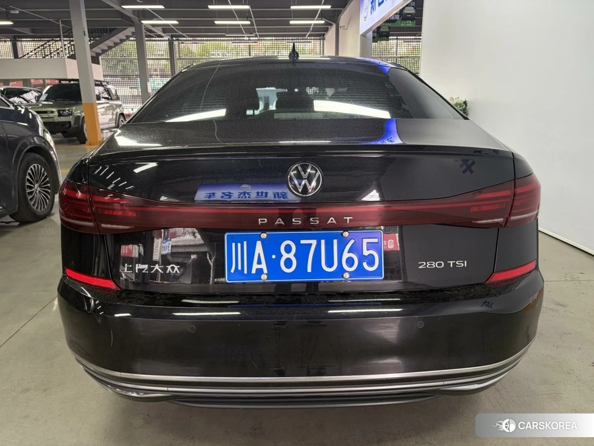 Volkswagen Passat 2021 Черный из Китая, фото 3