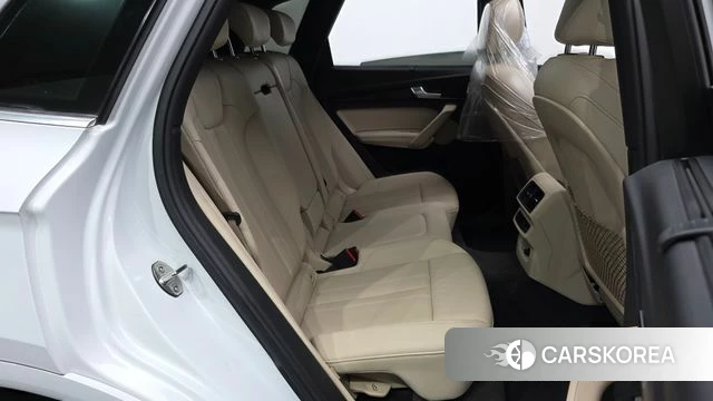 Audi Q5 (FY) 2023 Белый из Кореи, фото 3