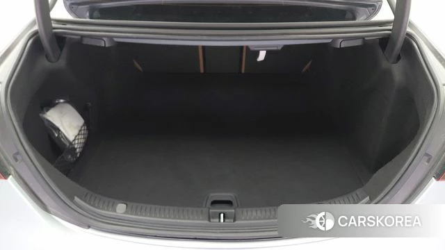 Mercedes-Benz E-Class W213 2021 Серебристо-серый из Кореи, фото 3