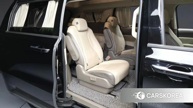 Kia Carnival 4th generation 2022 Черный из Кореи, фото 3