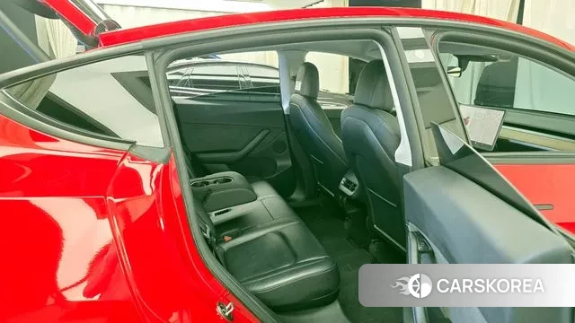 Tesla Model Y 2021 Красный из Кореи, фото 3