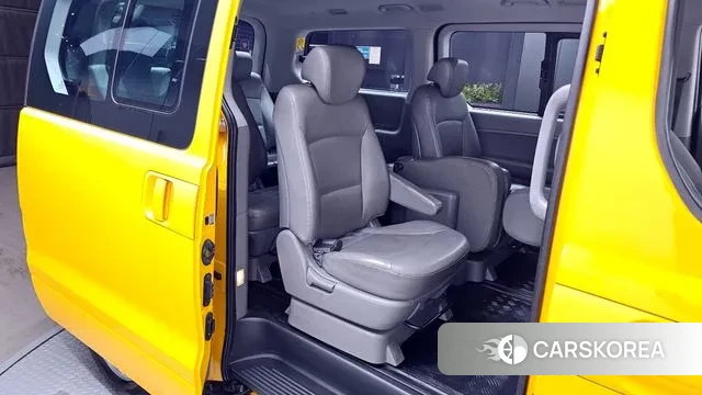 Hyundai The New Grand Starex 2020 Желтый из Кореи, фото 3