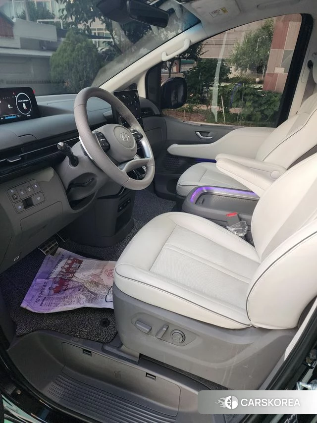 Hyundai Staria 2025 Черный из Кореи, фото 3