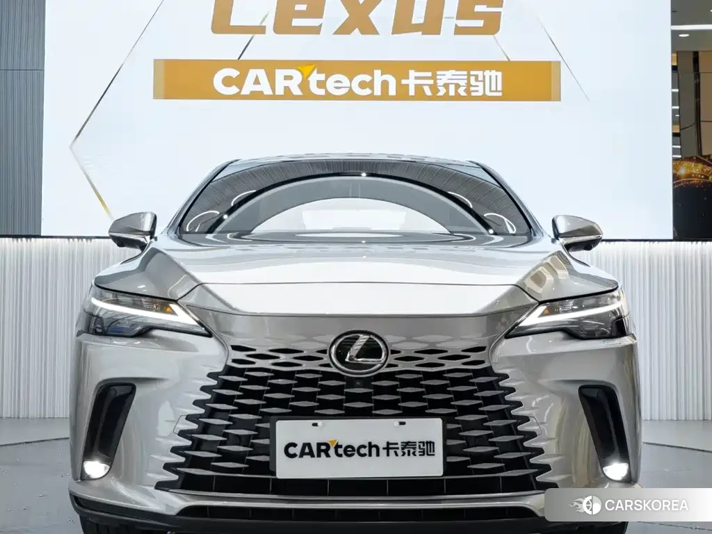 Lexus RX 2025 Silver/gray из Китая, фото 3