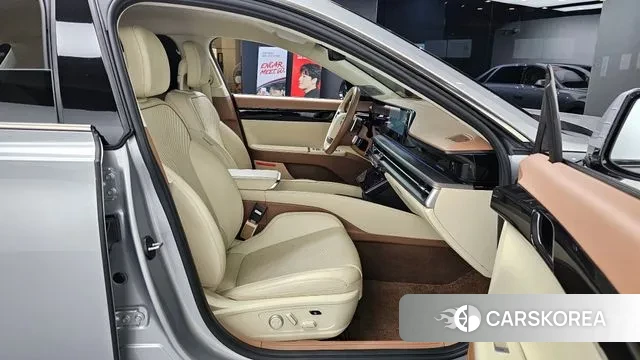 Hyundai Grandeur (GN7) 2023 Серебристо-серый из Кореи, фото 3