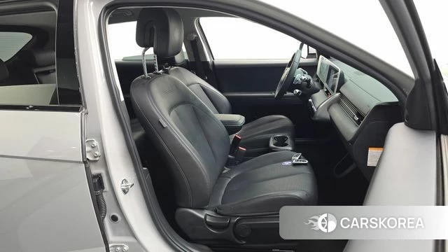 Hyundai Ionic 5 2024 Серебристо-серый из Кореи, фото 3