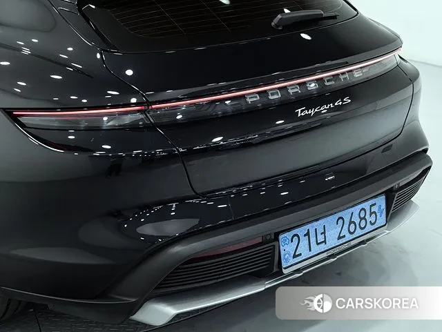 Porsche Taycan 2023 Черный из Кореи, фото 3