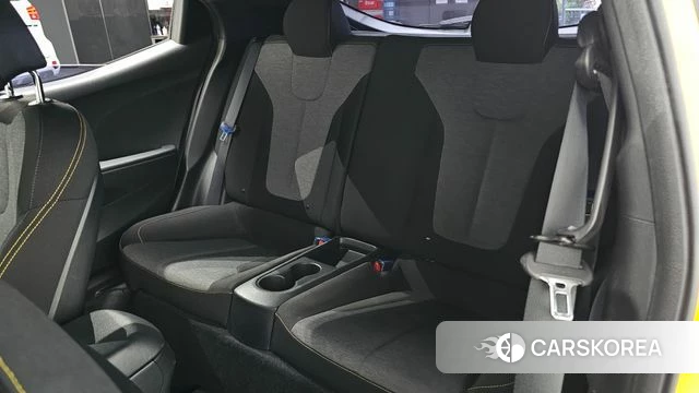 Hyundai Veloster (JS) 2018 Желтый из Кореи, фото 3