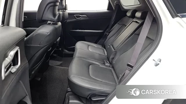 Kia Sportage 5th Generation 2023 Белый из Кореи, фото 3