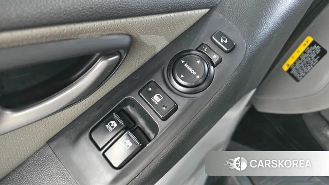Hyundai The New Grand Starex 2019 Серебристо-серый из Кореи, фото 3