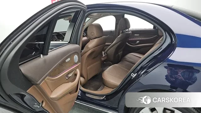 Mercedes-Benz E-Class W213 2019 Синий из Кореи, фото 3
