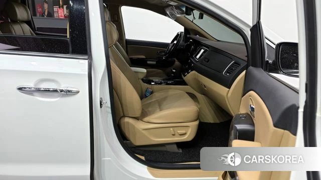 Kia The New Carnival 2020 Белый из Кореи, фото 3