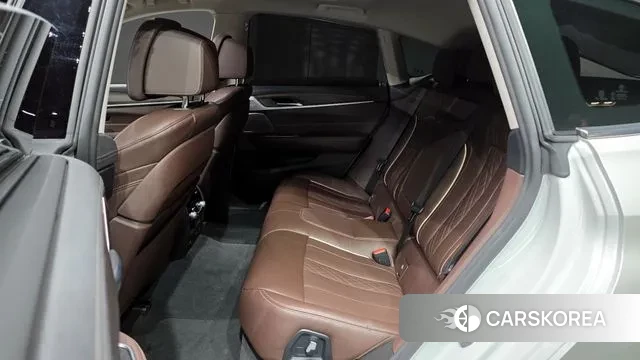 BMW 6 Series GT (G32) 2024 Белый из Кореи, фото 3