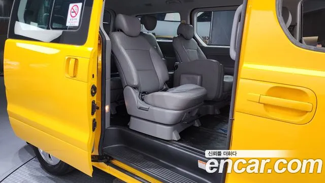 Hyundai The New Grand Starex 2019 Желтый из Кореи, фото 3