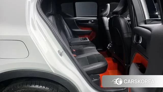 Volvo XC40 2020 Белый из Кореи, фото 3