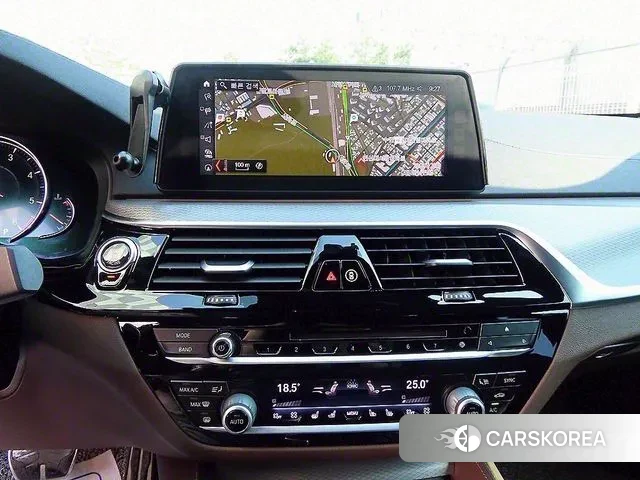 BMW 5 Series (G30) 2018 Серый из Кореи, фото 3