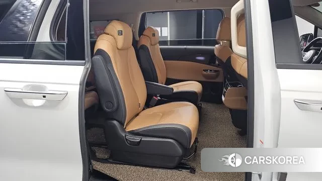 Kia Carnival 4th generation 2023 Белый из Кореи, фото 3