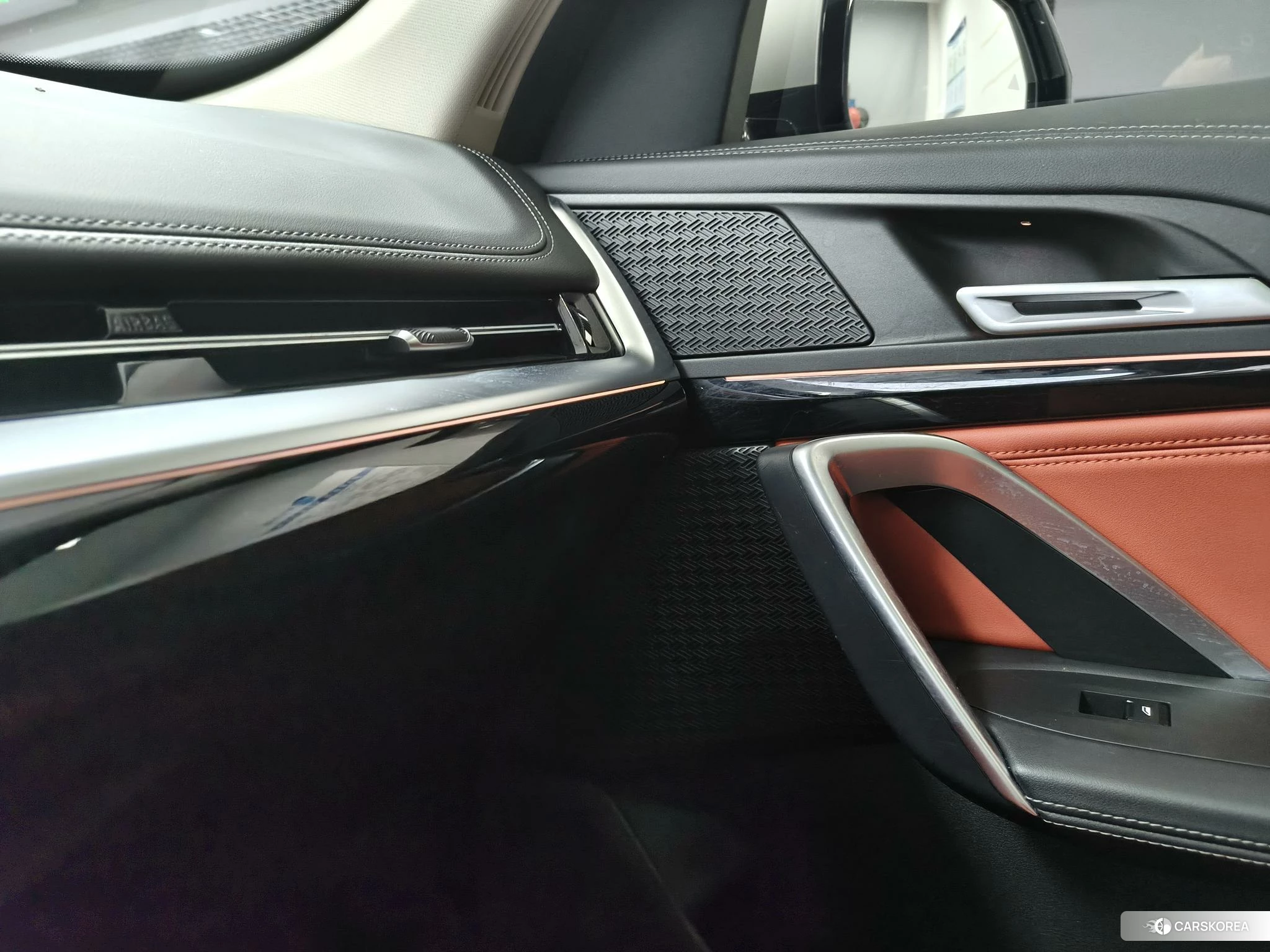 BMW X1 2023 Белый из Китая, фото 3