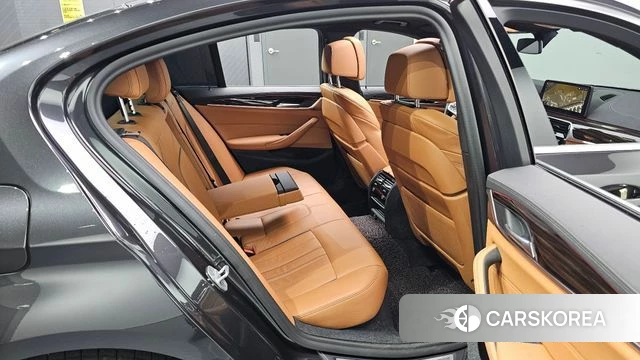 BMW 5 Series (G30) 2021 Серый из Кореи, фото 3