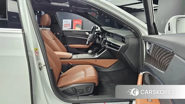 Audi A6 (C8) 2023 Белый из Кореи, фото 3