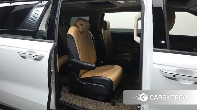 Kia Carnival 4th generation 2021 Белый из Кореи, фото 3