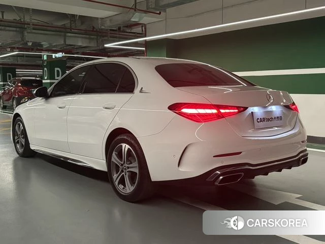 Mercedes-Benz Class C 2022 Белый из Китая, фото 3