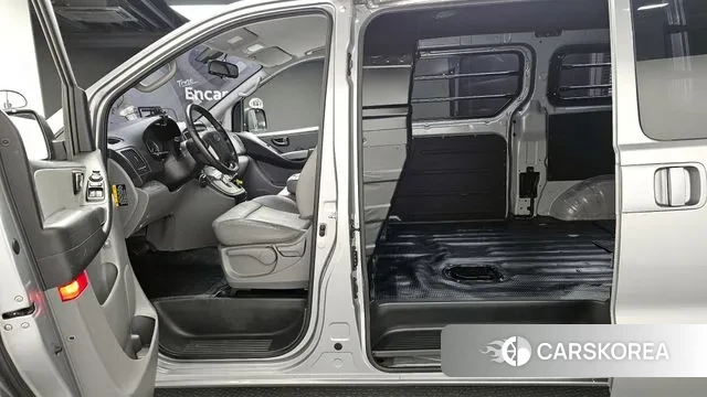 Hyundai The New Grand Starex 2019 Серебряный из Кореи, фото 3