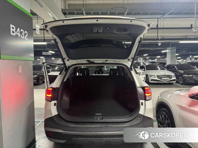 Kia Sportage 5th Generation Hybrid 2021 Белый из Кореи, фото 3