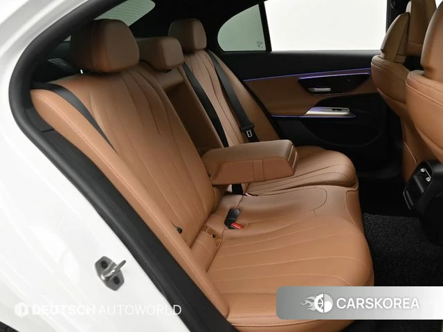 Mercedes-Benz E-Class W214 2024 Белый из Кореи, фото 3