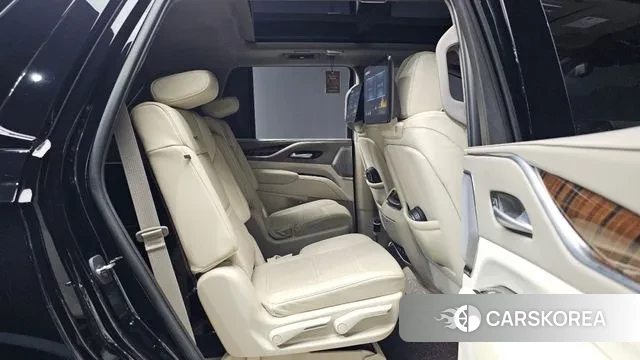 Cadillac Escalade 5th Generation 2022 Черный из Кореи, фото 3