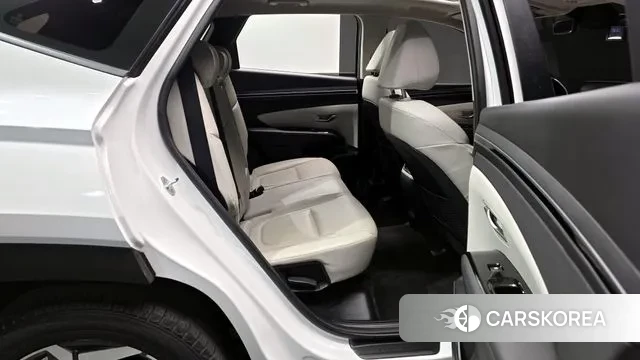 Hyundai Tucson (NX4) 2021 Белый из Кореи, фото 3