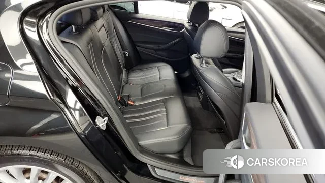 BMW 5 Series (G30) 2019 Черный из Кореи, фото 3