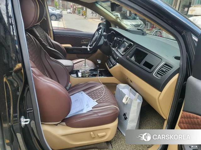 Kia The New Carnival 2018 Черный из Кореи, фото 3