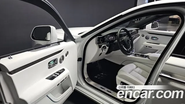 Rolls-Royce Ghost 2nd Generation 2023 Белый из Кореи, фото 3