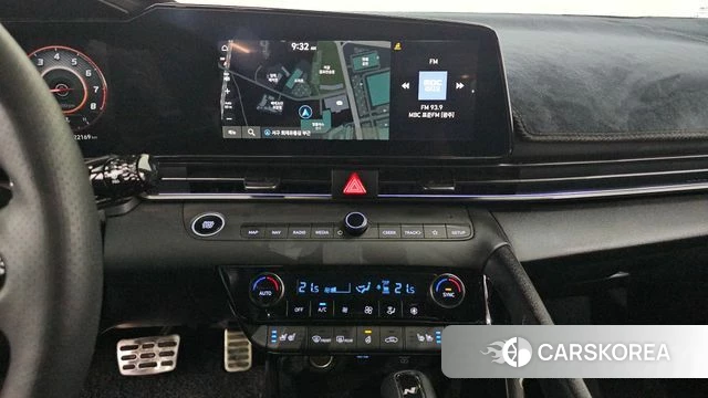 Hyundai The New Avante (CN7) 2025 Серебристо-серый из Кореи, фото 3