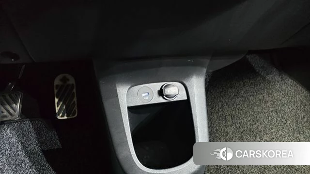 Hyundai Ionic 5 2022 Серебристо-серый из Кореи, фото 3