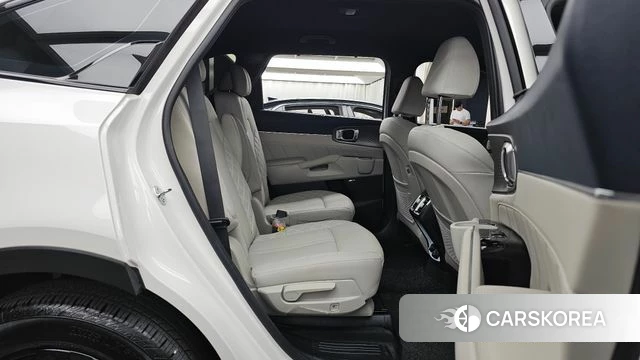 Kia The New Sorento 4th Generation 2023 Белый из Кореи, фото 3