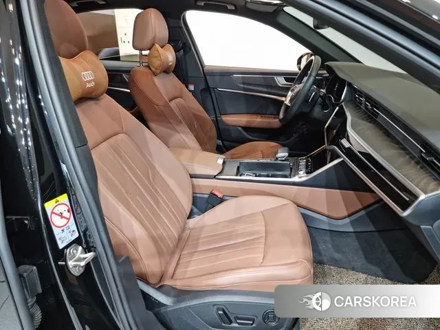 Audi A6 (C8) 2023 Черный из Кореи, фото 3