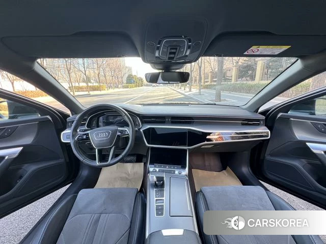 Audi A6L 2022 Черный из Китая, фото 3
