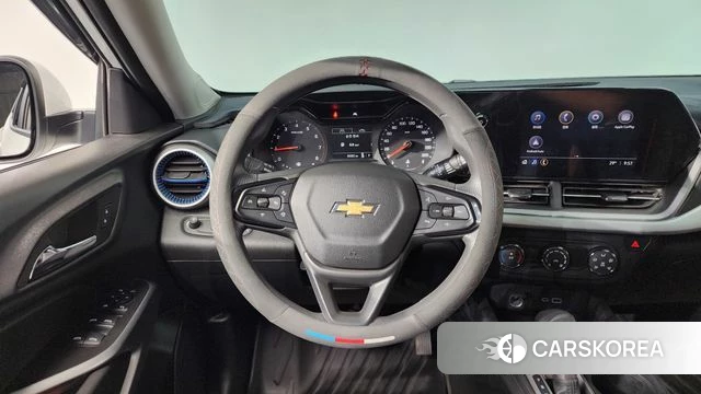 Chevrolet (GM Daewoo) Trax Crossover 2024 Белый из Кореи, фото 3