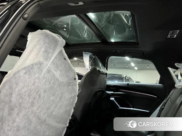 Audi Q5 (80A) 2025 Черный из Кореи, фото 3