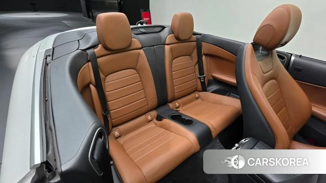 Mercedes-Benz C-Class W205 2019 Белый из Кореи, фото 3